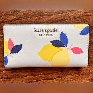 NWT · kate spade 🍋 Cameron Lemon Zest Large Slim Bifold Wallet